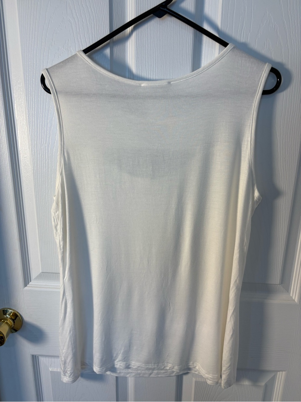White Cutout Sleeveless Tank with Decorative Shoulder Buttons - Picture 5 of 6